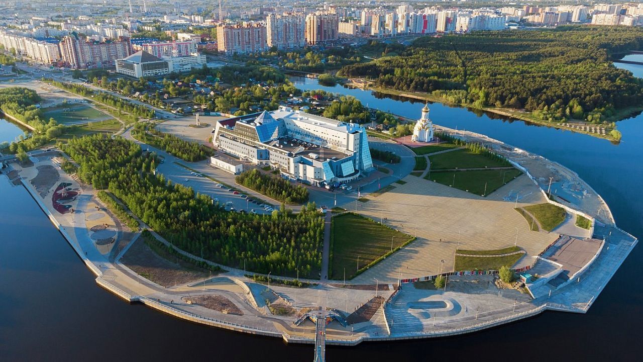 Здесь мы живём, учимся, взрослеем